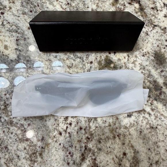 NWT Kiaura Eyewear Sunglasses Emerald Lautner Original - Picture 9 of 12